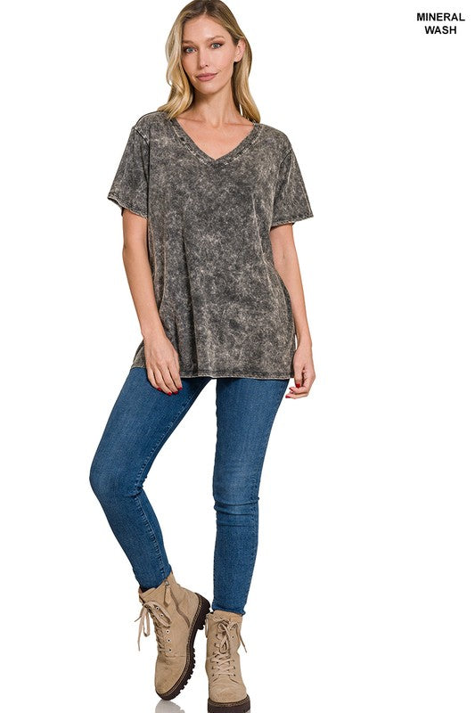 WASHED SHORT SLEEVE V-NECK TOP