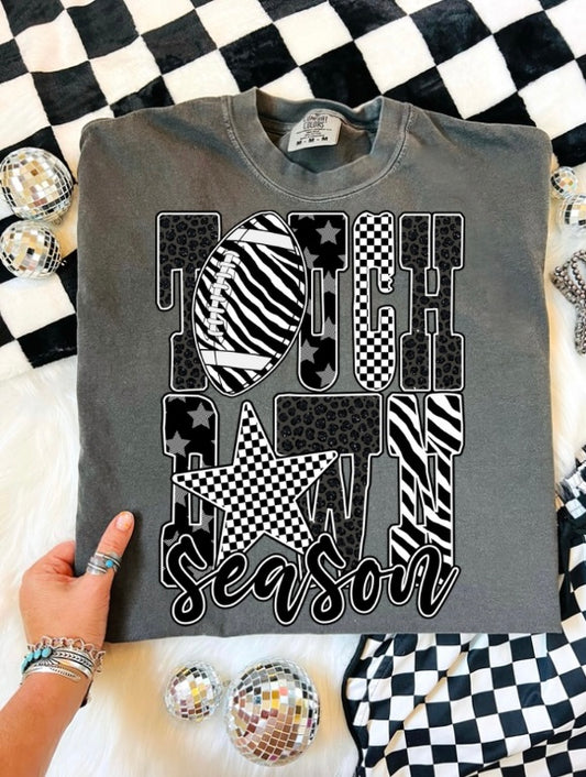 B&W TOUCHDOWN SEASON GRAPHIC